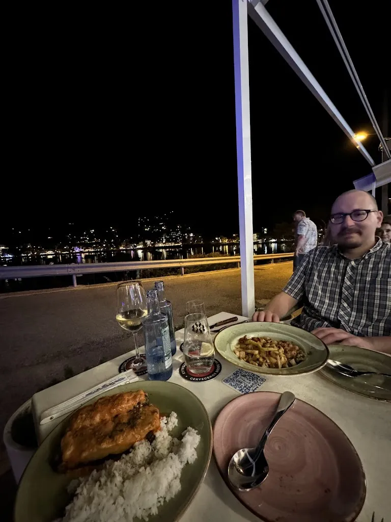 Paweł Lewandowski_Es Mirall_Port de Sóller_review