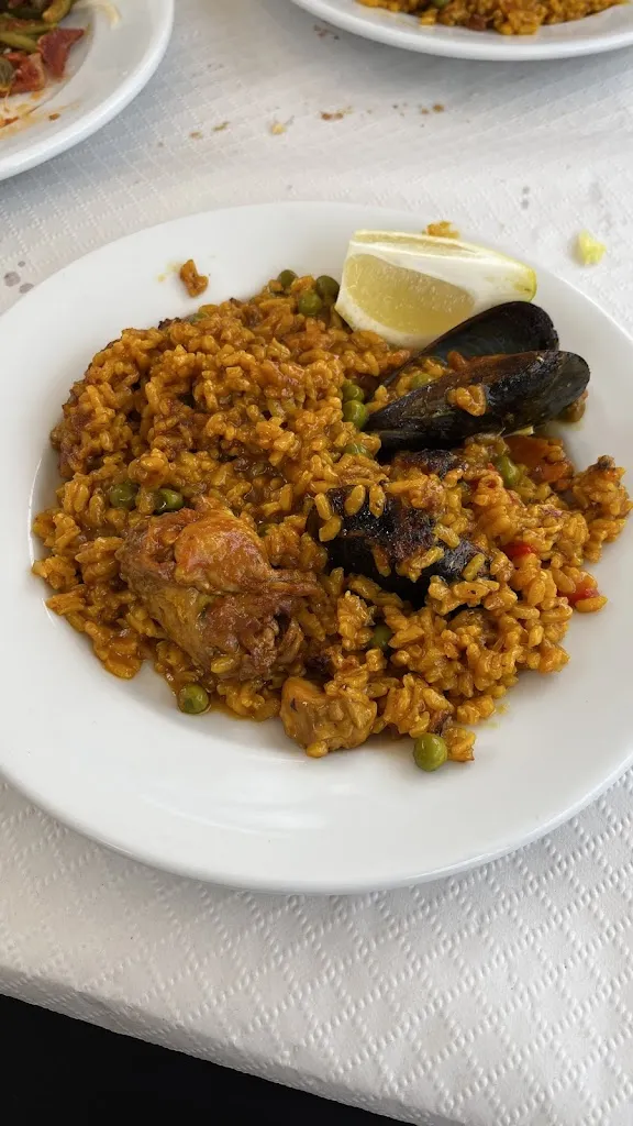 Tina_Es Pins_Sant Joan de Labritja_review