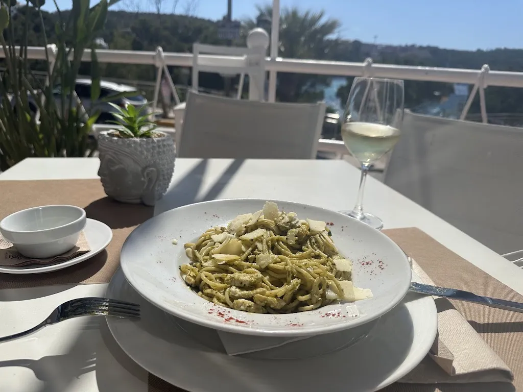 Sanja_Mola Ibiza_Sant Joan de Labritja_review