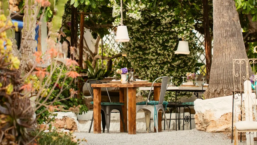 La Luna Nell' Orto restaurant in Sant Joan de Labritja