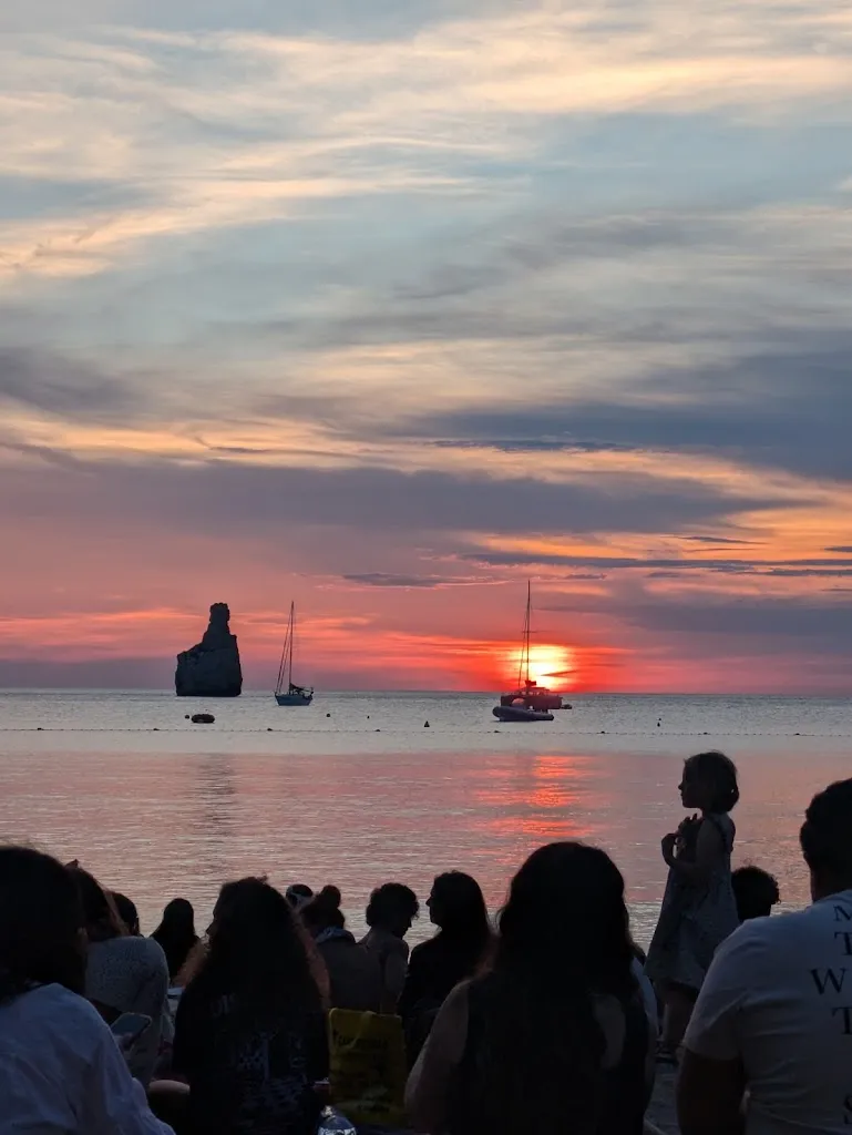 Jim Edwards_Roca y Mar_Sant Joan de Labritja_review