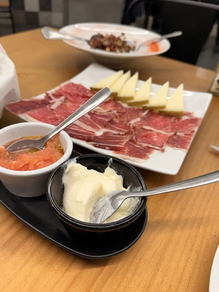 Catalin Ion_Bar Monte_Cocentaina_review