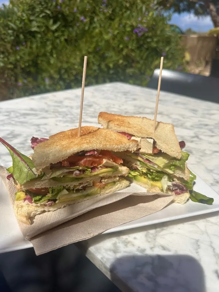 Kat_Es Racó des Pa_Sant Francesc de Formentera_review