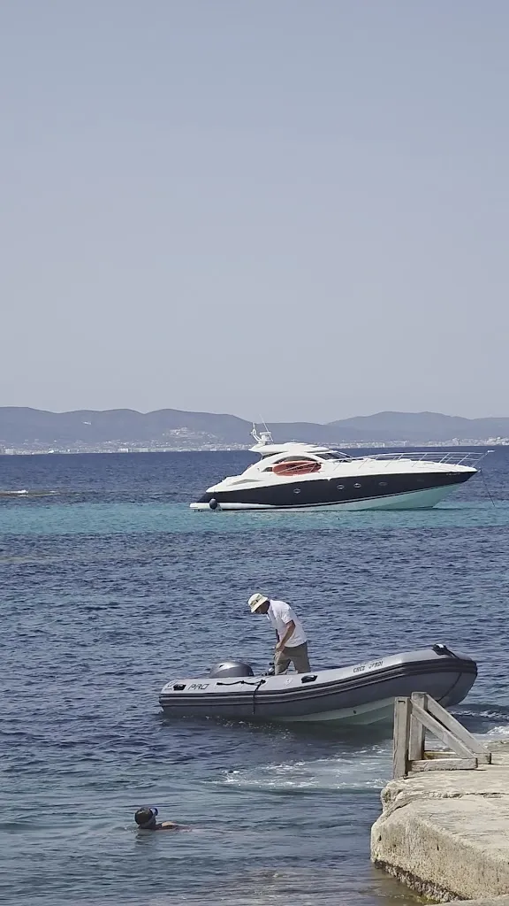 Tea Čapko_Chezz Gerdi_Sant Francesc de Formentera_recensione