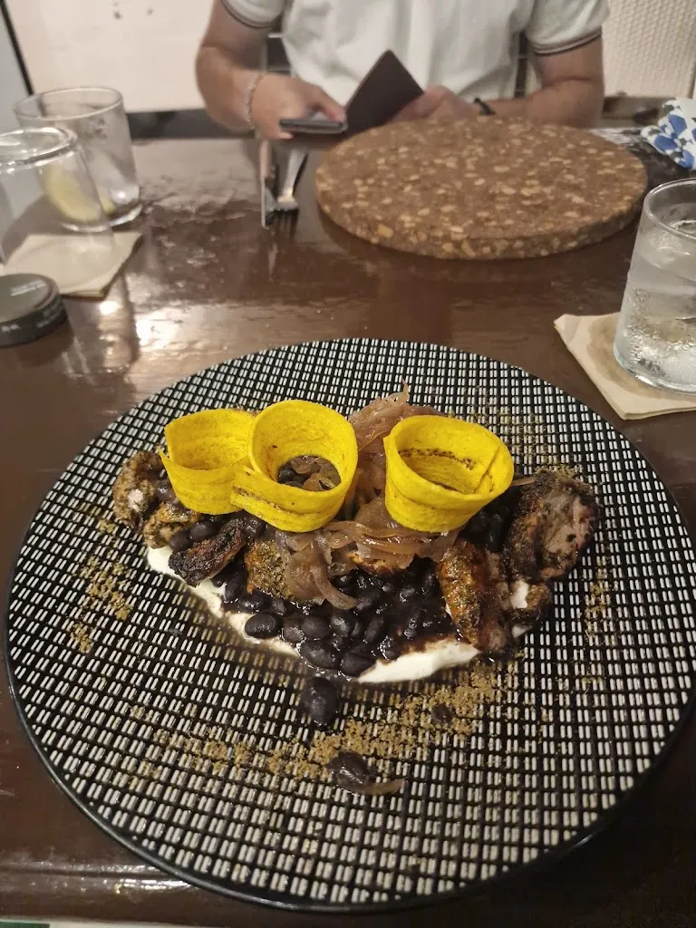 sumsum_Quince — Restaurant i cantina_Porto Cristo_review