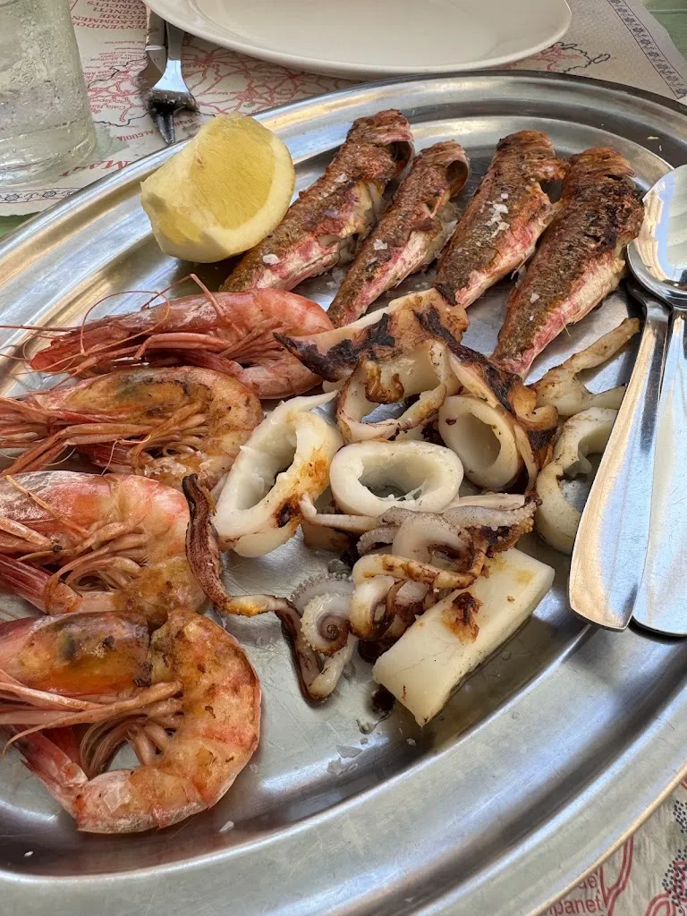 Zihao Chen_Ses Golondrines_Porto Cristo_recensione