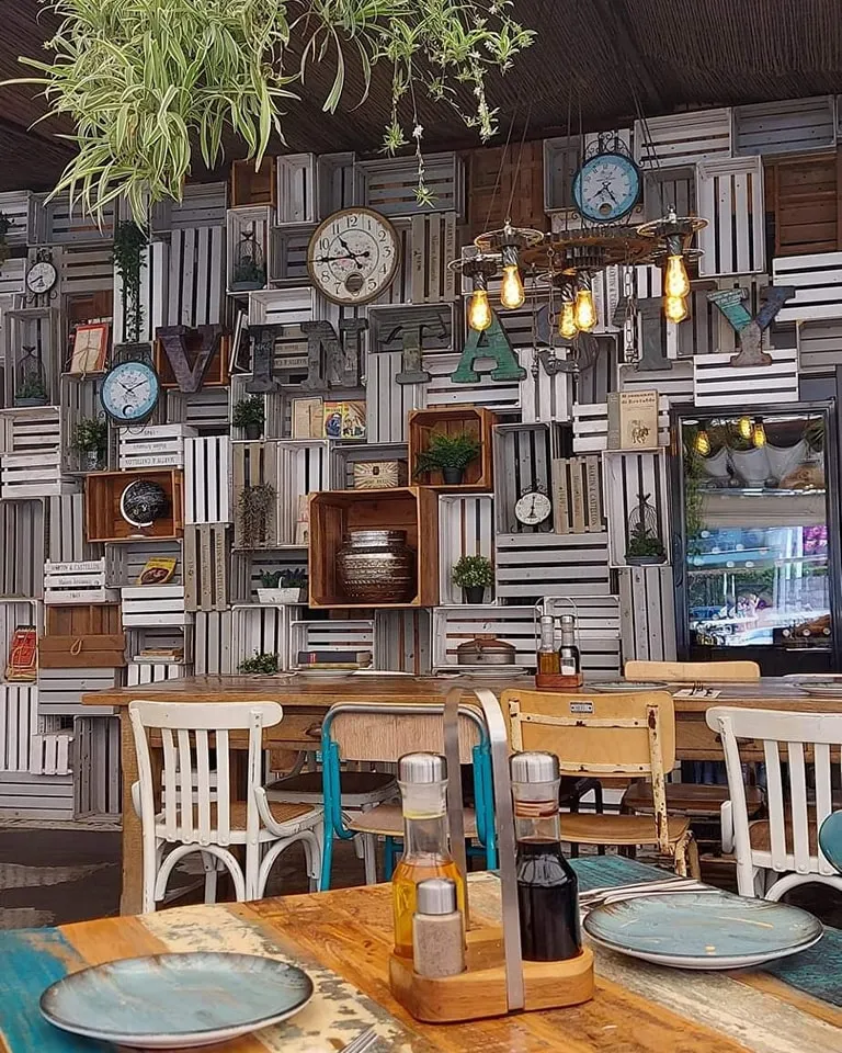 Vintasty restaurant in Porto Cristo