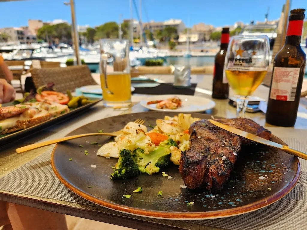 Thomas J_MIG I MIG SA CANTINA CLUB NÀUTIC PORTO CRISTO_Porto Cristo_review