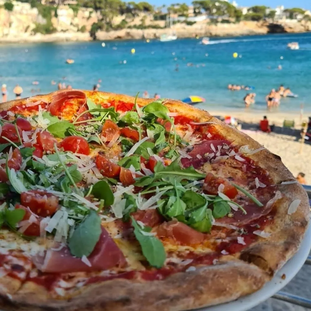 MAS QUE PIZZA Porto Cristo_Porto Cristo_slider_image_3