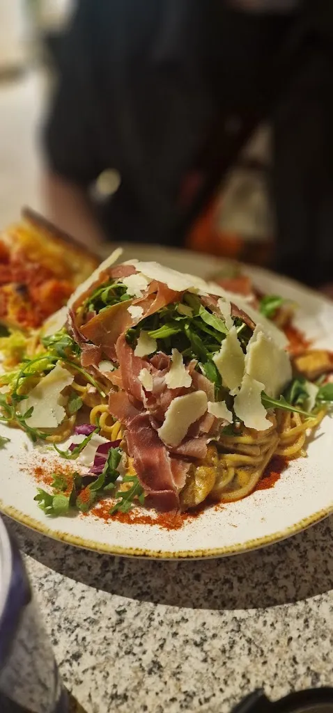 CRAIG ROLLETT_Pizzeria L’INCONTRO_Porto Cristo_review