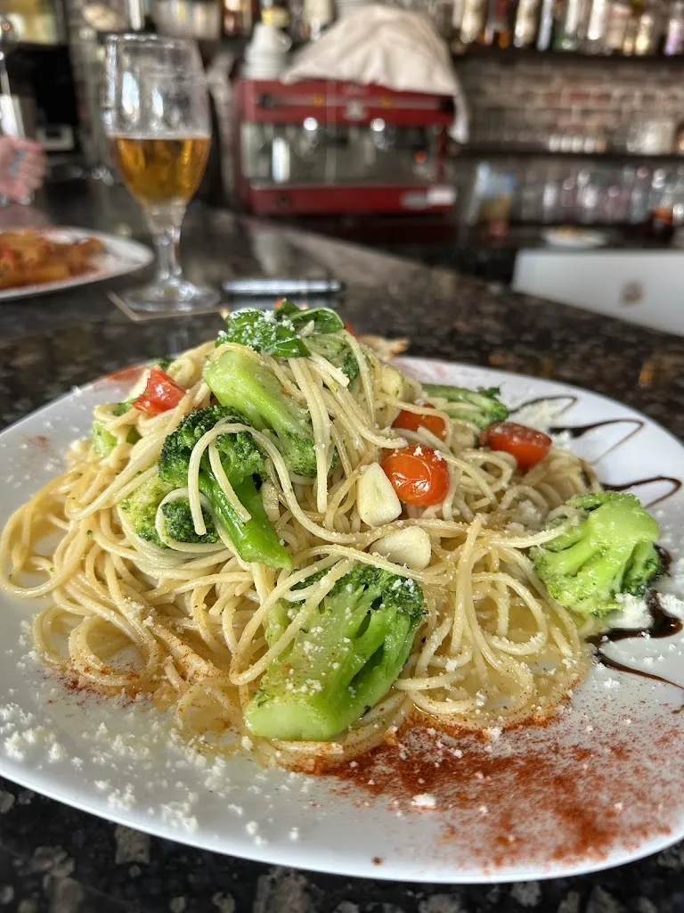 Josef Dassen_Pizzeria L’INCONTRO_Porto Cristo_review