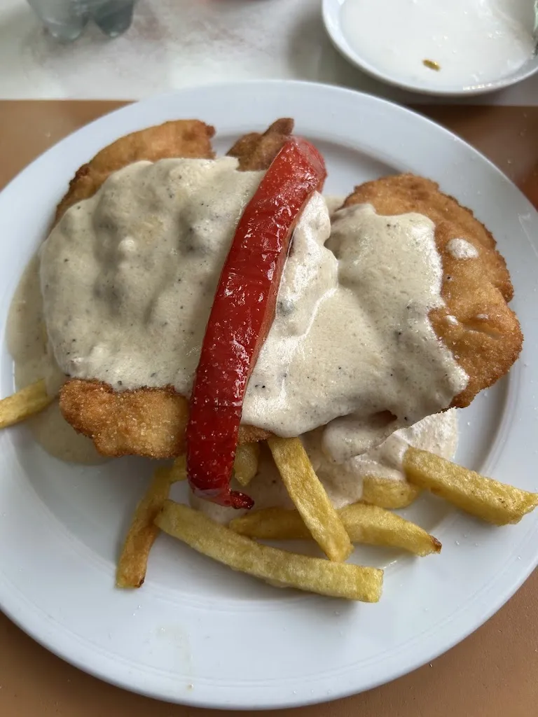 Maria Dolores Sanchez_Alpa D'es Port_Porto Cristo_review