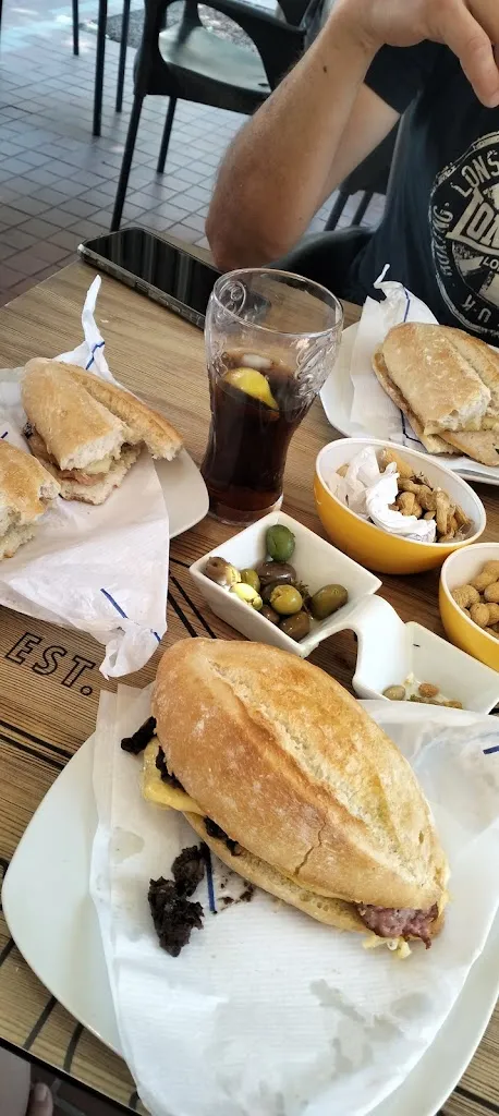 Laura macero perez_ODESSA_Cocentaina_review