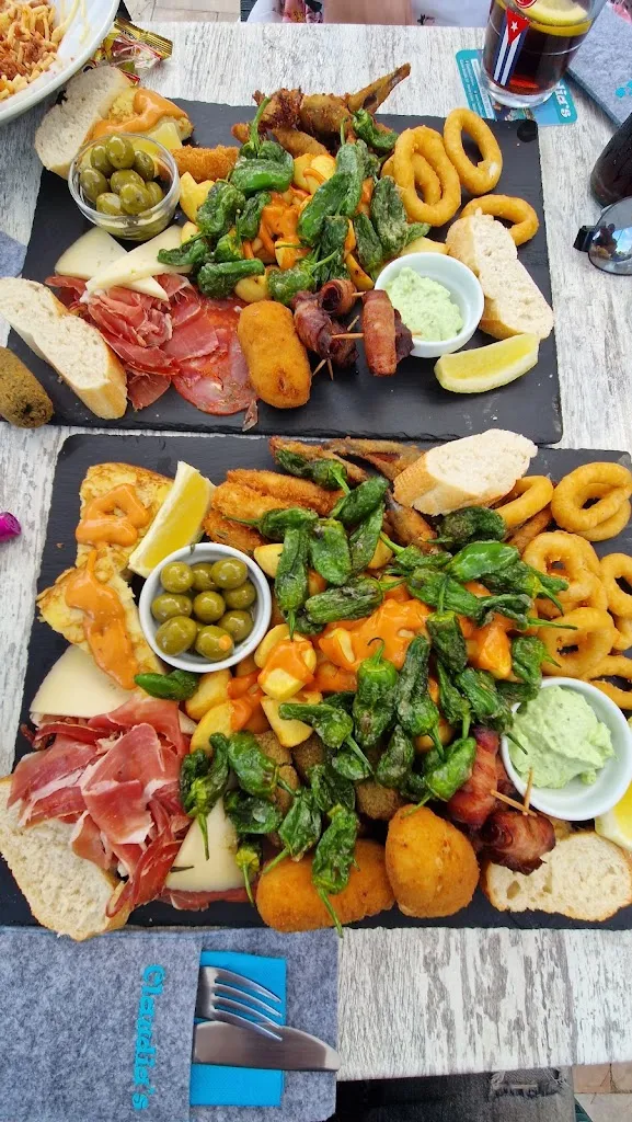 Menu_Bar Claudia's Cafeteria_Porto Cristo_image_5