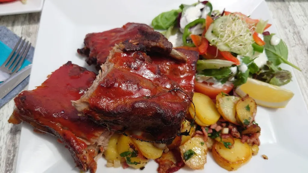 Menu_Bar Claudia's Cafeteria_Porto Cristo_image_8