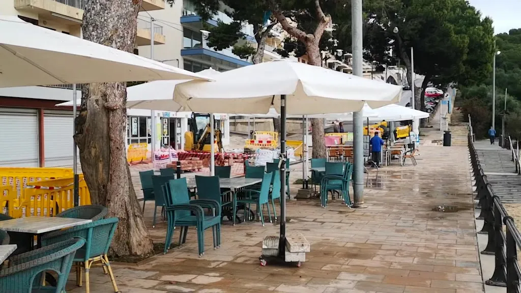 Bar Claudia's Cafeteria_Porto Cristo_slider_image_2