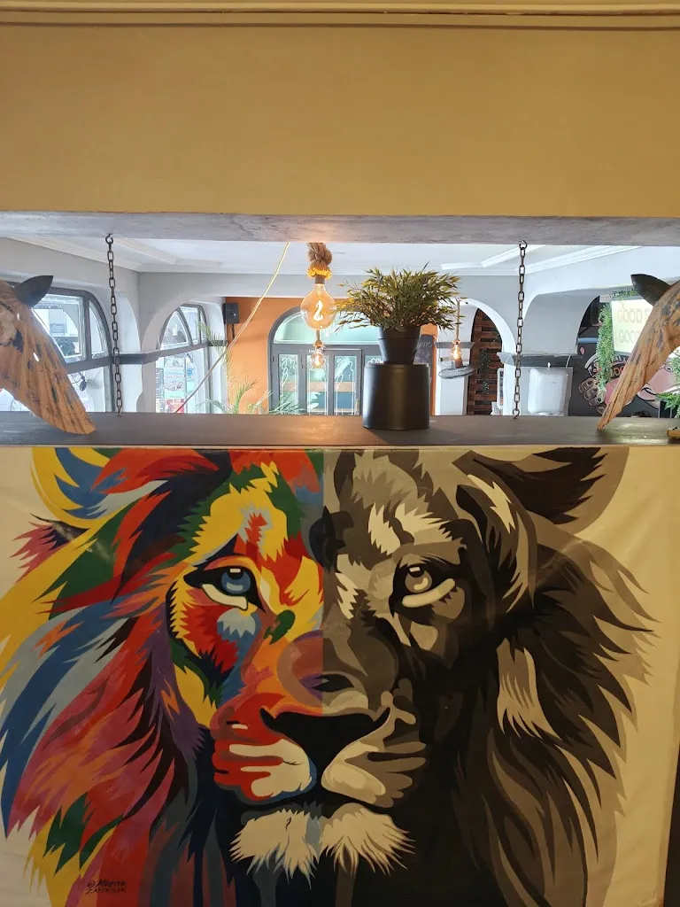 Arnold Samson-Mwanjali_Mundo Street Food_Sant Antoni de Portmany_review