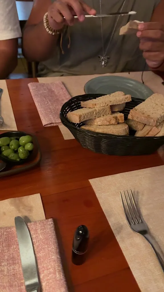 Xaver Alekberli_Grill Sant Antoni_Sant Antoni de Portmany_avis