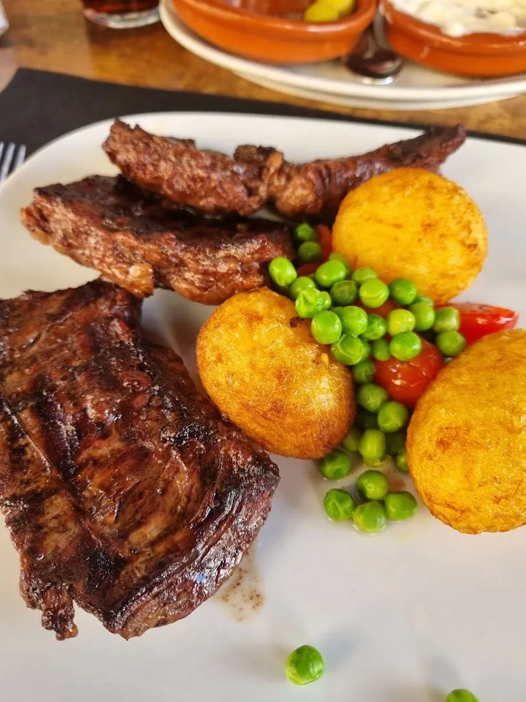 Emma C_Grill Sant Antoni_Sant Antoni de Portmany_avis