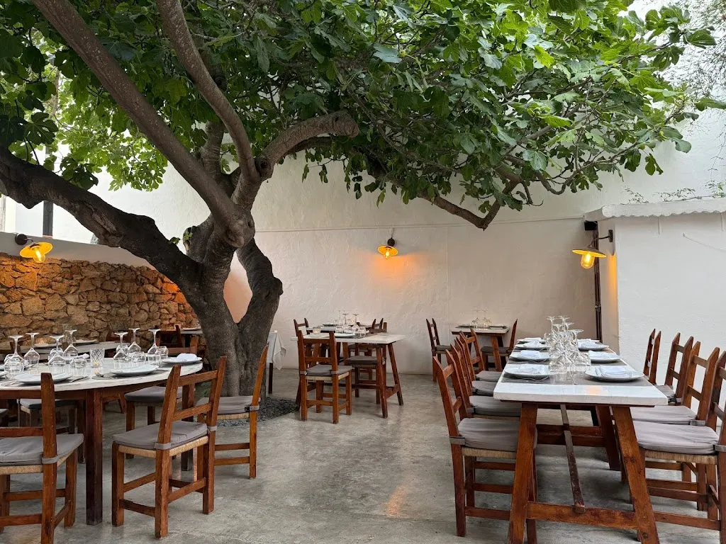 Es Ventall restaurant in Sant Antoni de Portmany