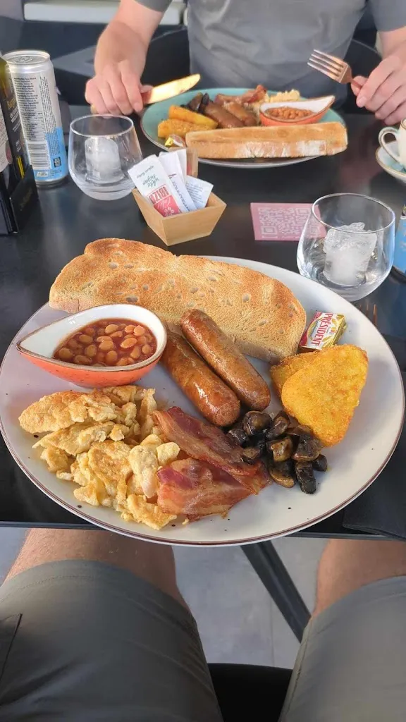 julian thorpe_Restaurante Tr3s_Sant Antoni de Portmany_review