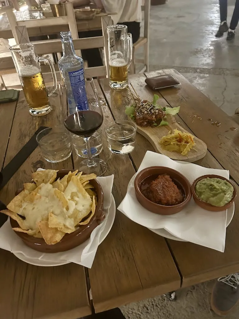 Danielle W_Restaurante Golden Buddha_Sant Antoni de Portmany_review