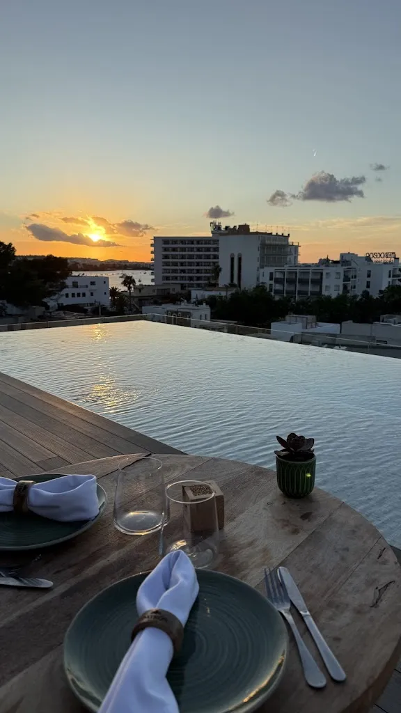 Bui Leslye_CIELITO | Restaurante Ibiza_Sant Antoni de Portmany_review