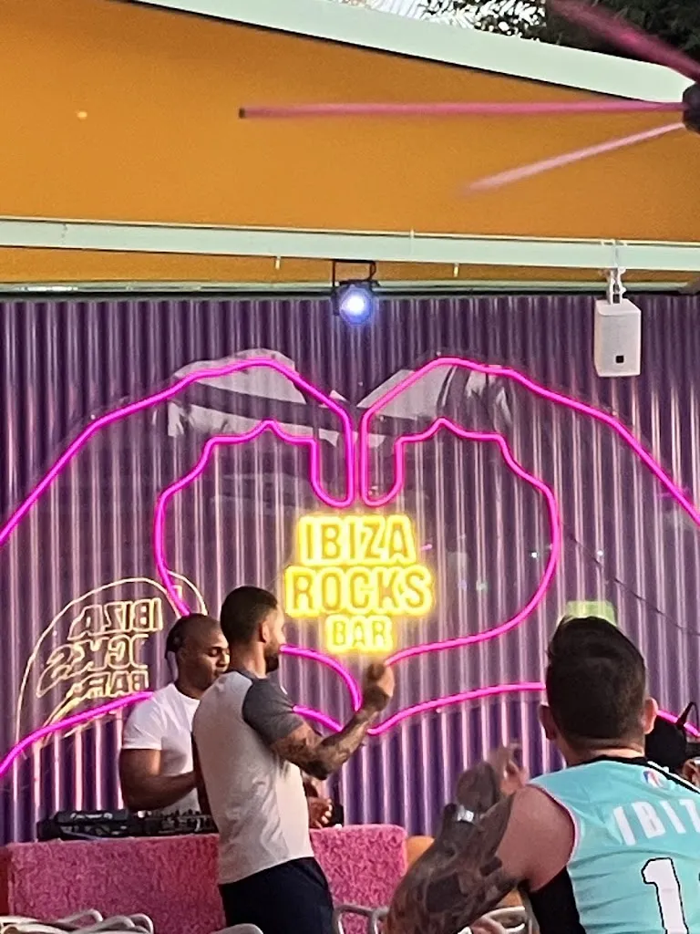 G L_Ibiza Rocks Bar_Sant Antoni de Portmany_review
