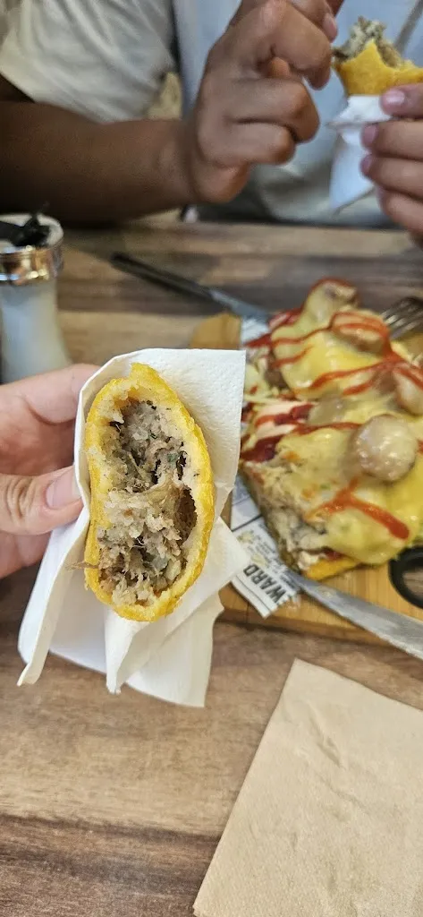 Laura Mihalache_Maria Palitos_Sant Antoni de Portmany_review