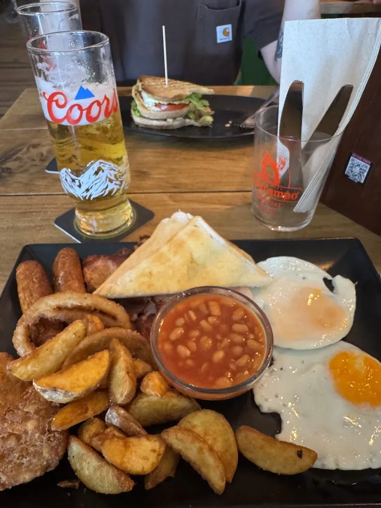 Eugenia Marri_Flahertys Irish Bar Ibiza_Sant Antoni de Portmany_review