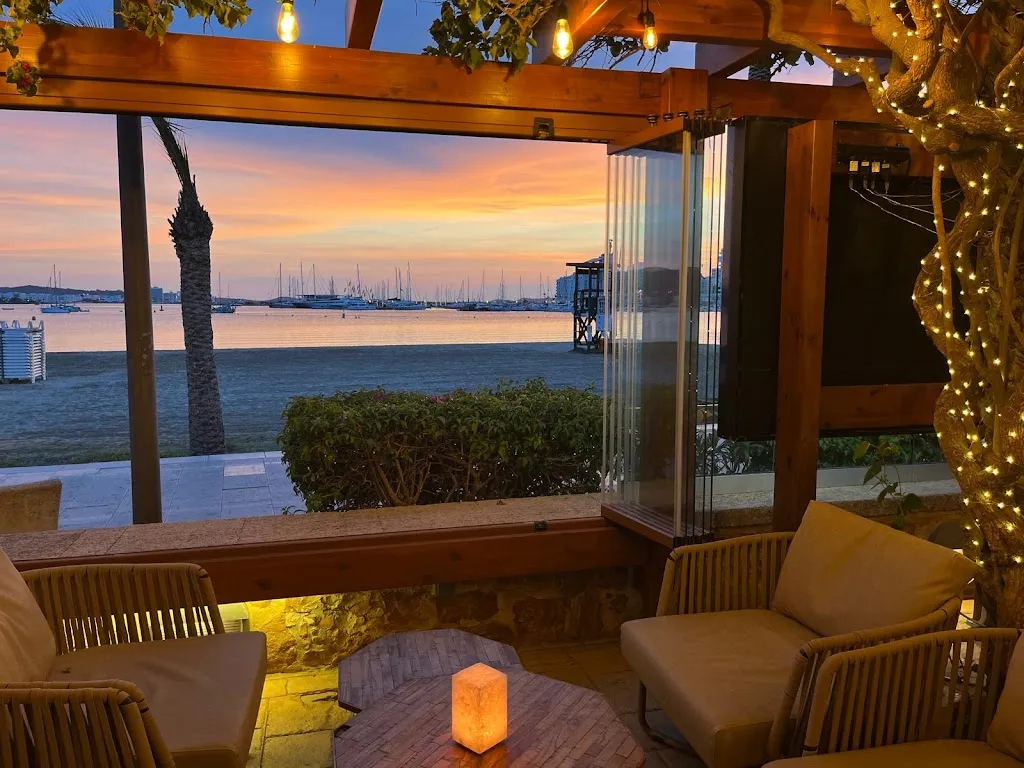 Capeï Ibiza restaurant in Sant Antoni de Portmany