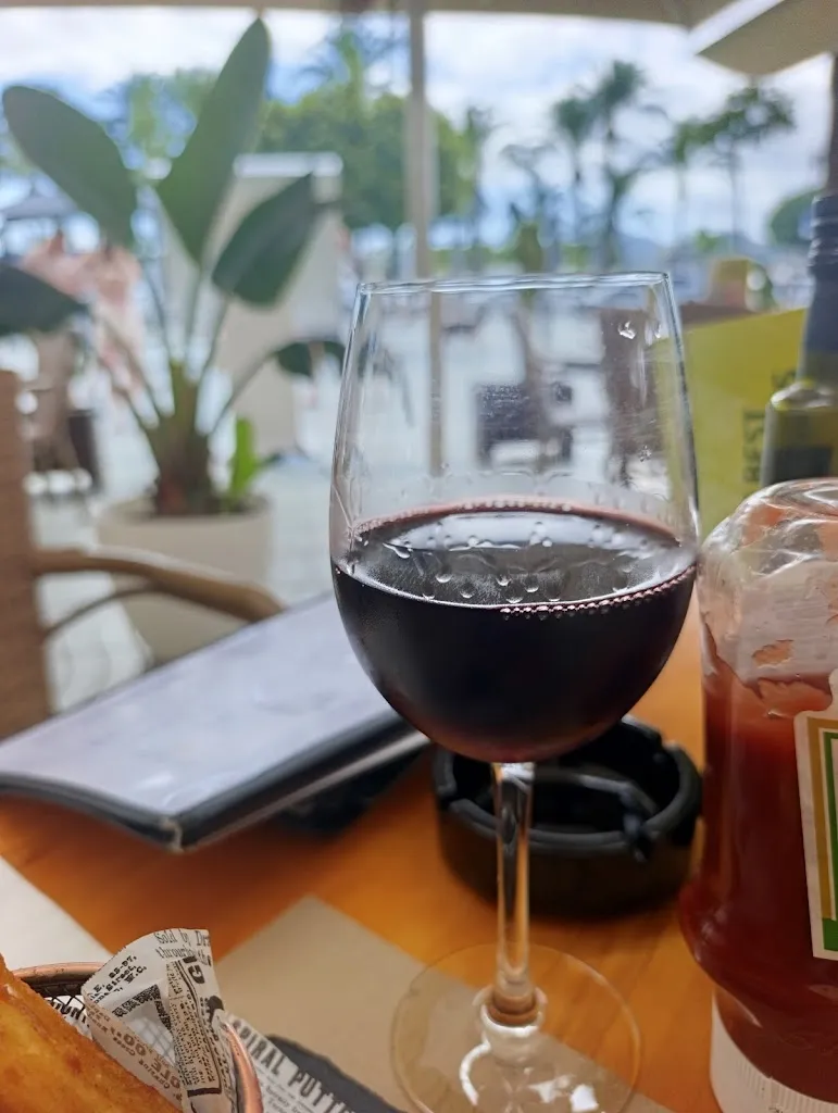 Jerry A_Promenade_Sant Antoni de Portmany_review