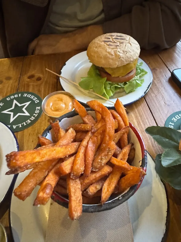 Lis Tarallo_Project Social_Santa Eulalia del Río_review