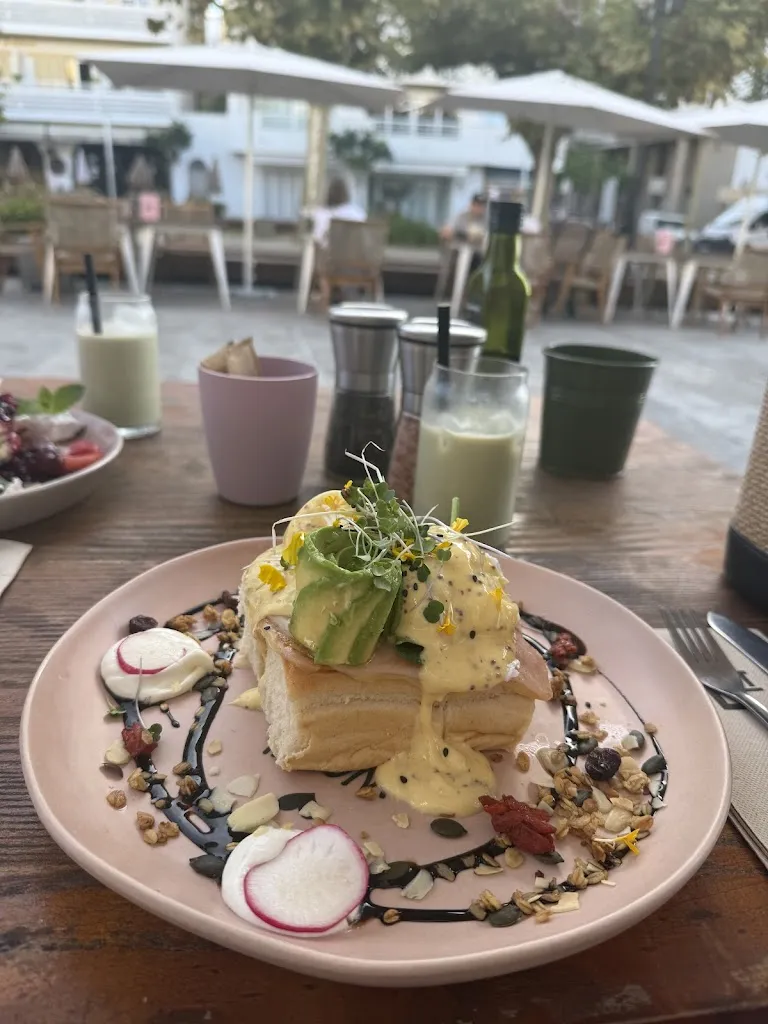 Rosie Duller_Brunchit_Santa Eulalia del Río_review