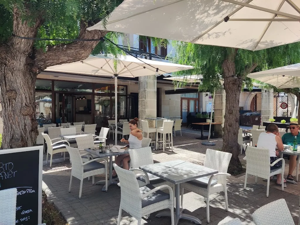 L'Hontanar-Cuina mediterrània restaurant in Sant Llorenç des Cardassar