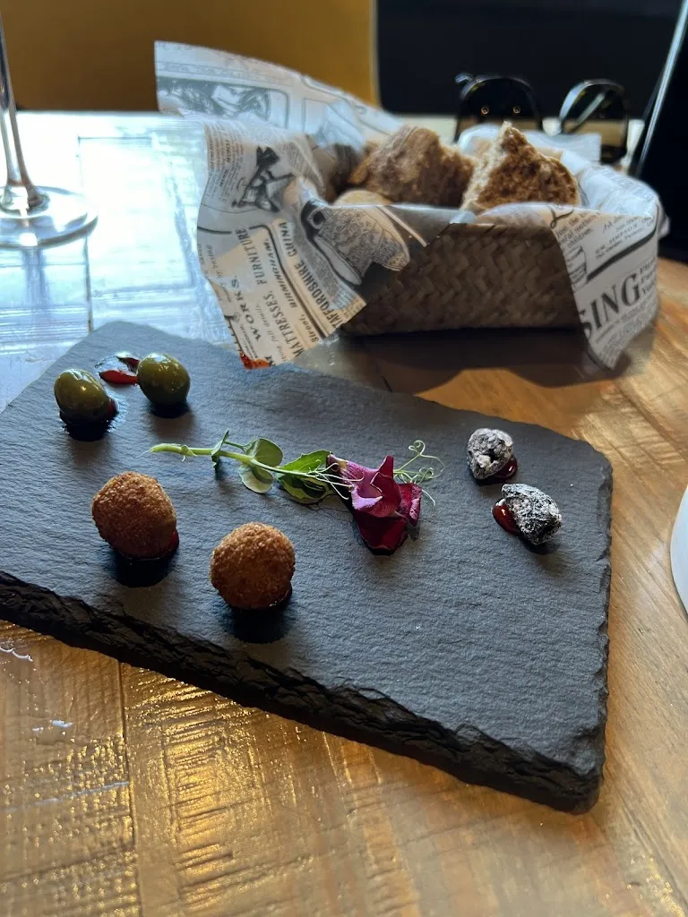 Reinhard Hochrieser_Es Torrent de Son Carrió_Sant Llorenç des Cardassar_review