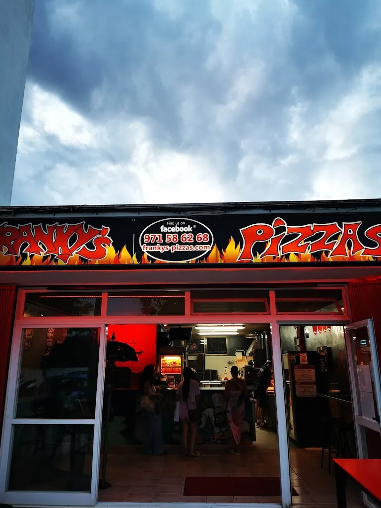 Frankys Pizzas restaurant in Sant Llorenç des Cardassar
