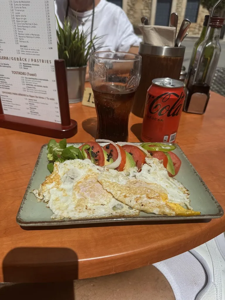 Mark Beyer_Bar VB_Sant Llorenç des Cardassar_review