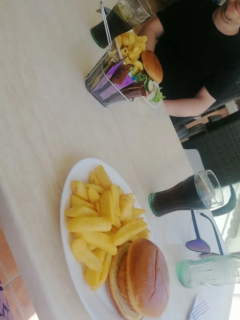 Lauren Amy_Rose And Crown Cala Millor_Sant Llorenç des Cardassar_review