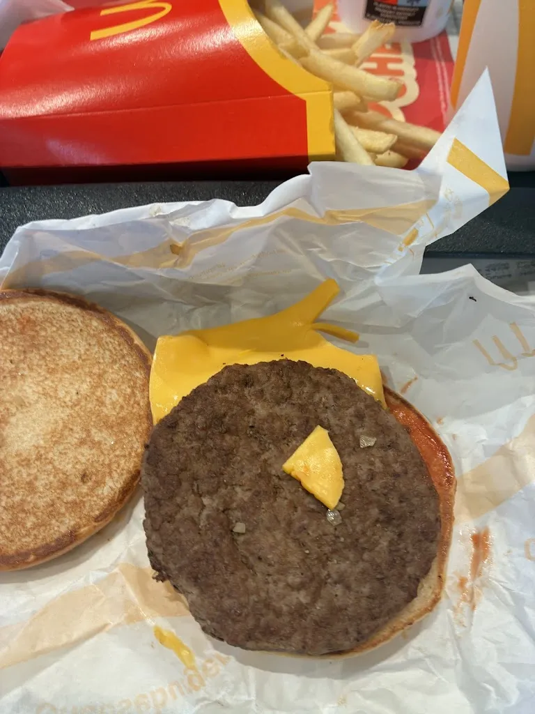 todor manolov_Mc Donalds_Sant Llorenç des Cardassar_review