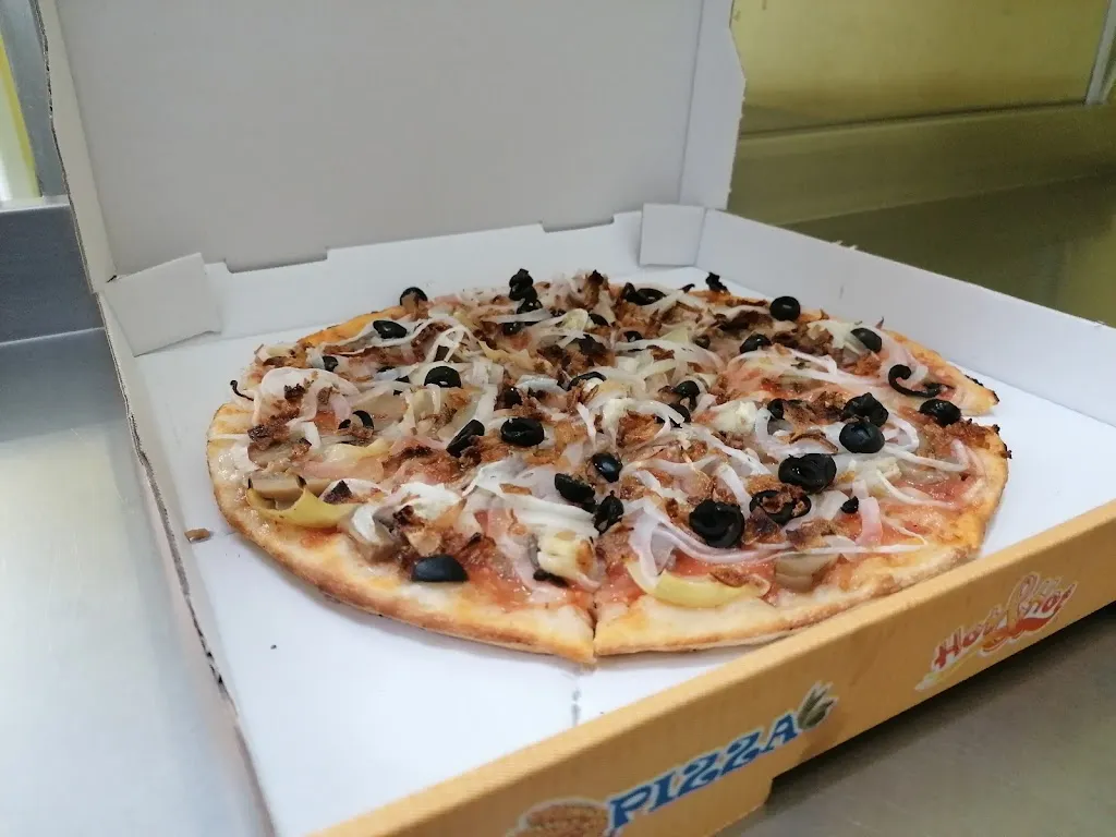 Pirandello's Pizza_Sant Llorenç des Cardassar_slider_image_1