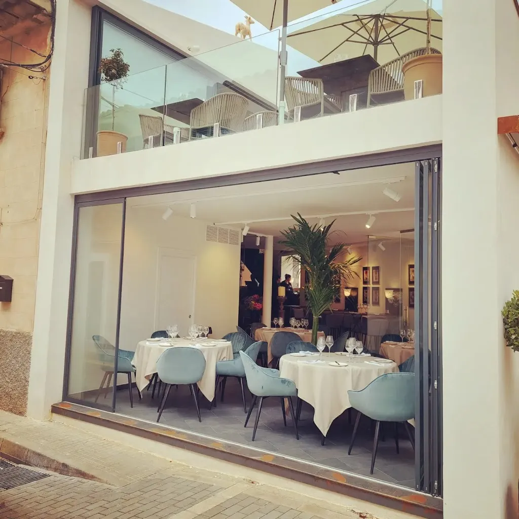 Restaurante Cabra Blanca restaurant in Santa María del Camí