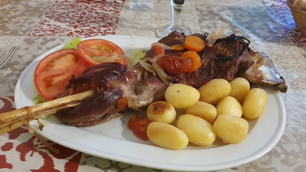 Cafe Restaurant Hostals_Santa María del Camí_slider_image_2