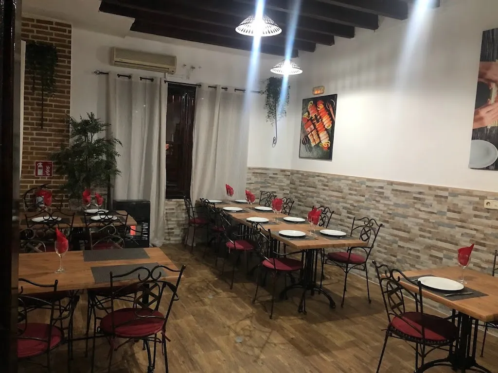 Aniceto Sánchez Martínez_Restaurante oriental los palillos_Santa María del Camí_review