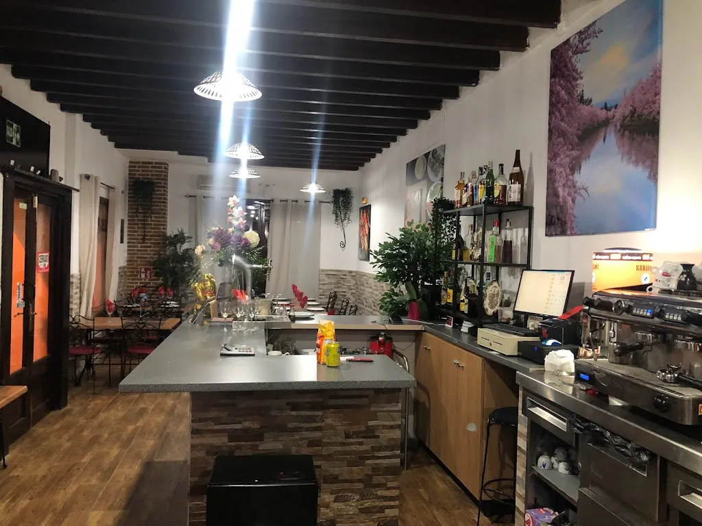 Restaurante oriental los palillos restaurant in Santa María del Camí