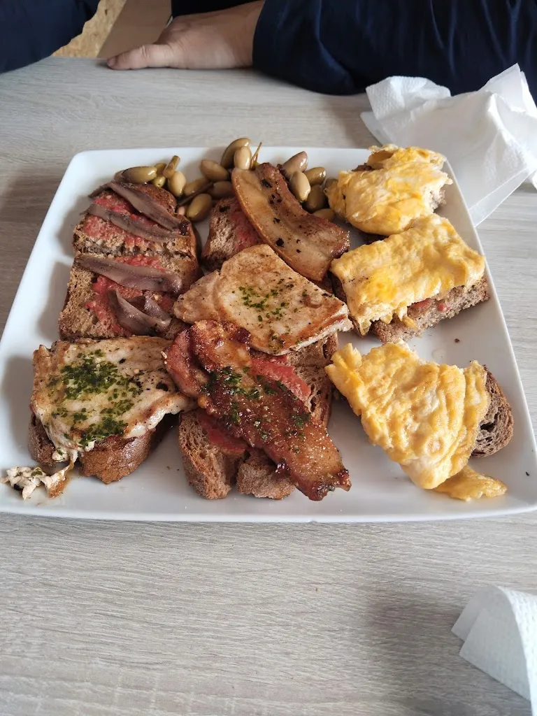 Dit i fet_Santa María del Camí_slider_image_3