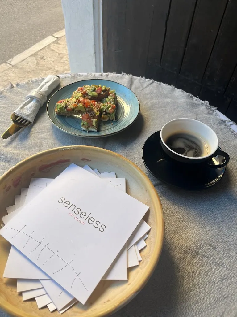 Menu_Senseless | Café & Art Gallery_Sencelles_image_7
