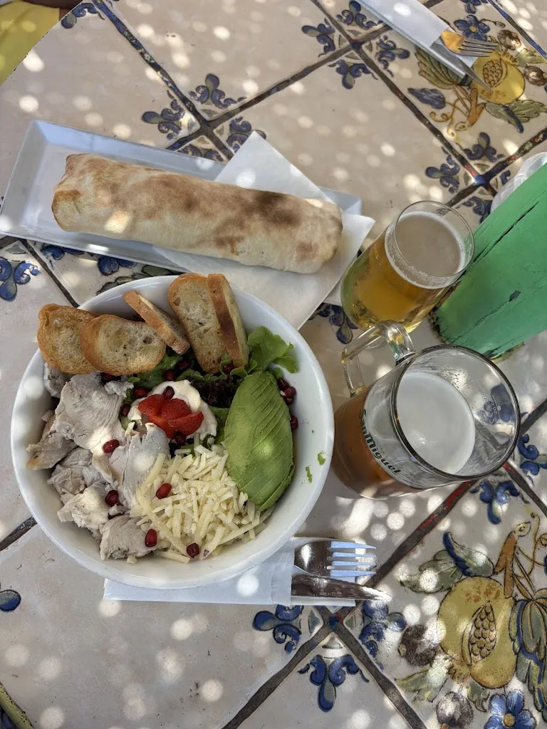 Julia Klecha_El Kiosko_Sant Josep de sa Talaia_review