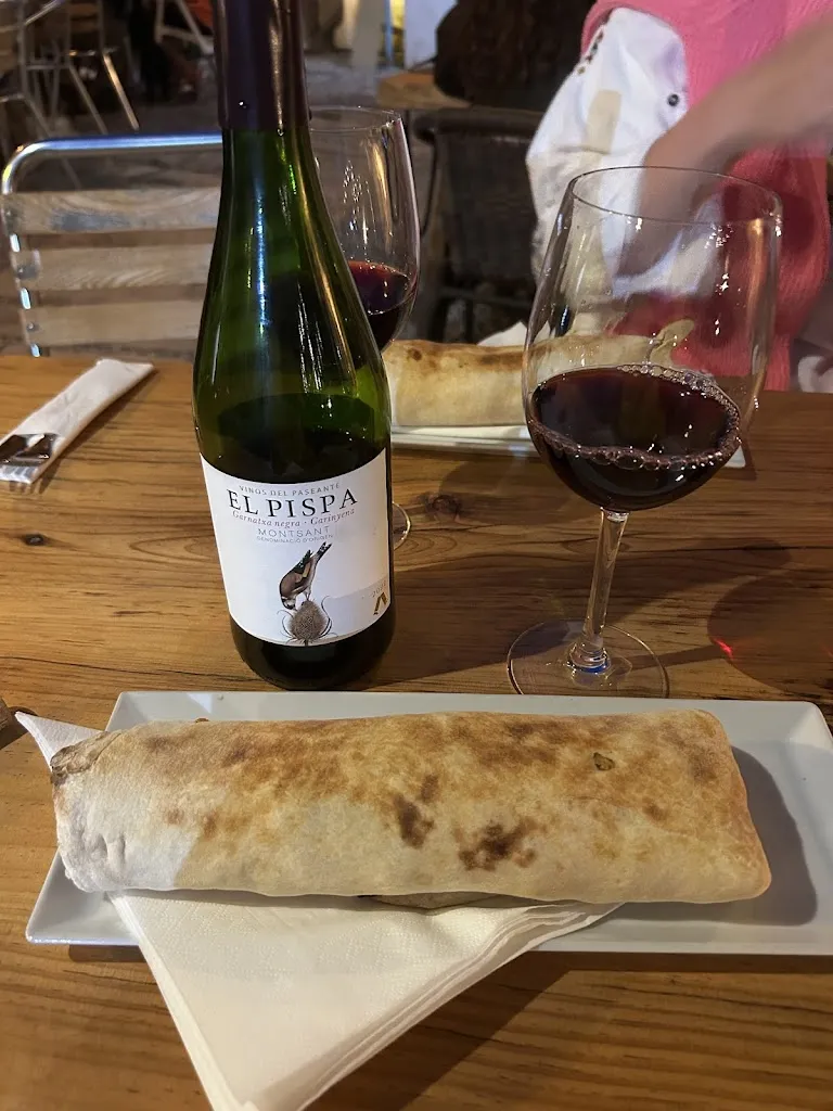 Ilya Motorygin_El Kiosko_Sant Josep de sa Talaia_review