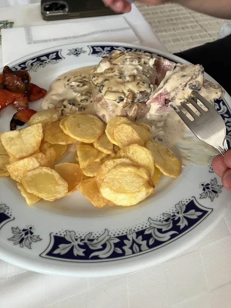 Anne Journée_Pyrenees_Sant Josep de sa Talaia_review